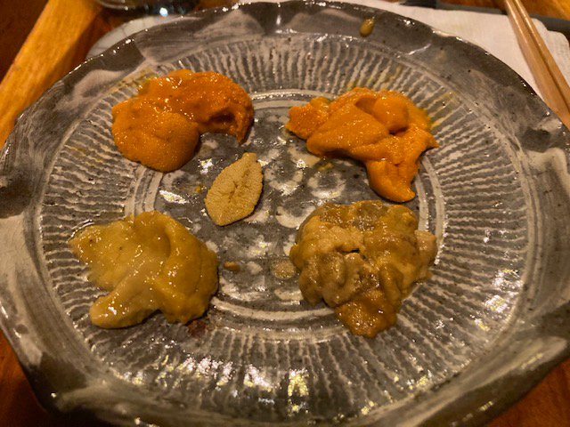 高円寺　シャン寿司さんにて　産地違いのウニ5種類の食べくらべ
